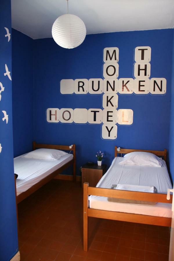 The Mellow Monkey Hostel Задар Екстериор снимка