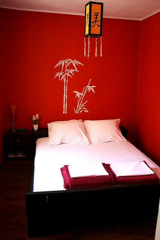 The Mellow Monkey Hostel Задар Екстериор снимка
