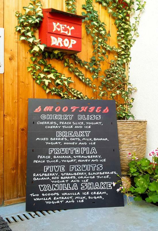 The Mellow Monkey Hostel Задар Екстериор снимка